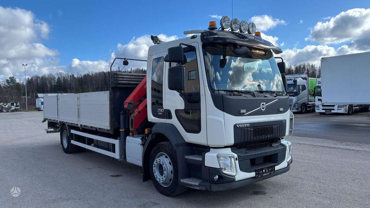 Volvo FL250, с краном