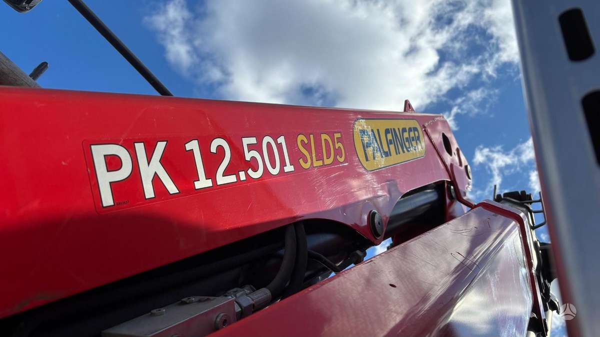 Volvo FL250, su kranu