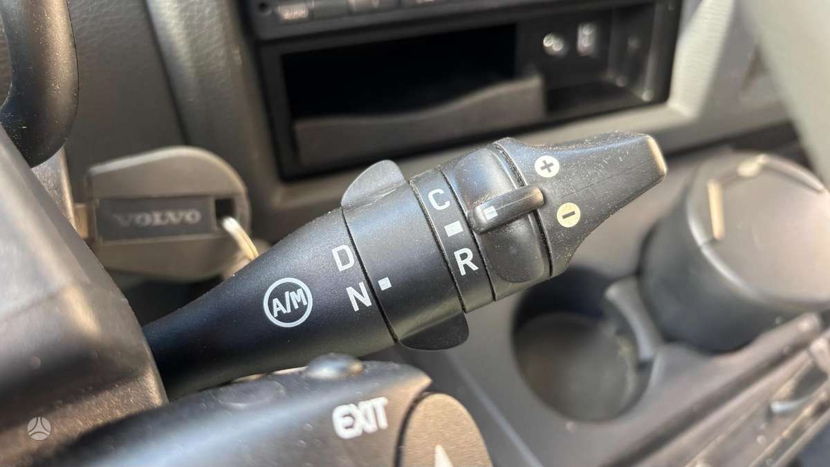 Volvo FL250, с краном