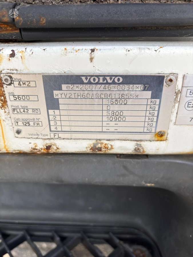 Volvo FL290, box trucks / box vans