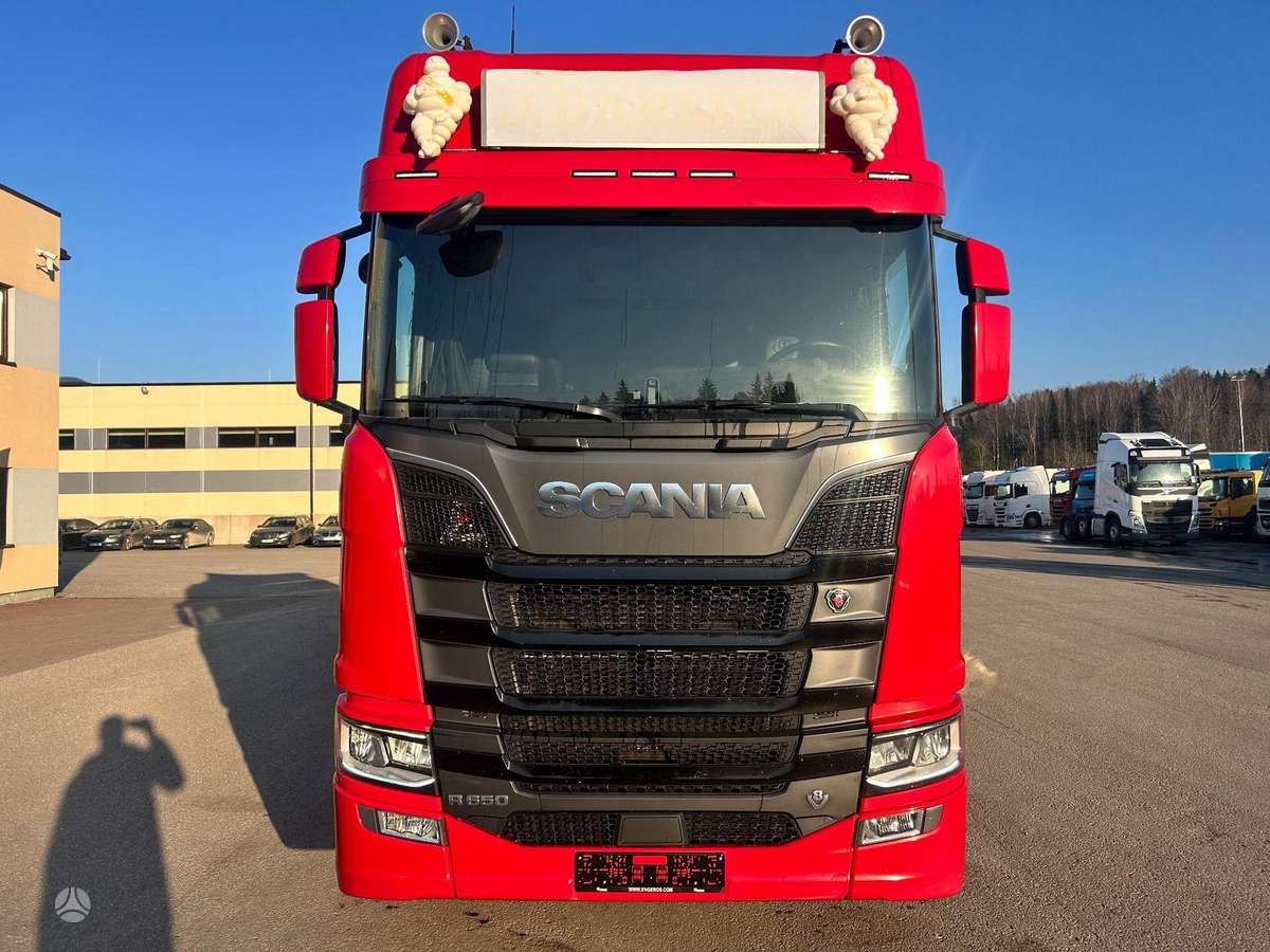 Scania R650, važiuoklės