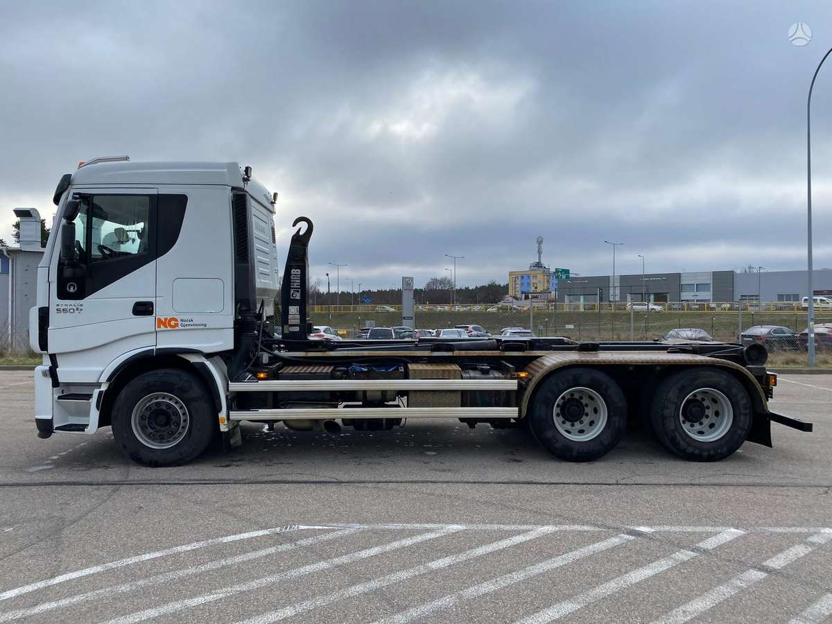 Iveco STRALIS 560, hooklift trucks