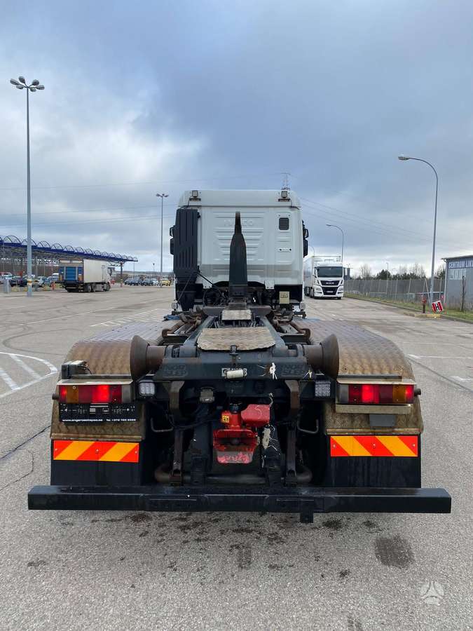 Iveco STRALIS 560, hooklift trucks