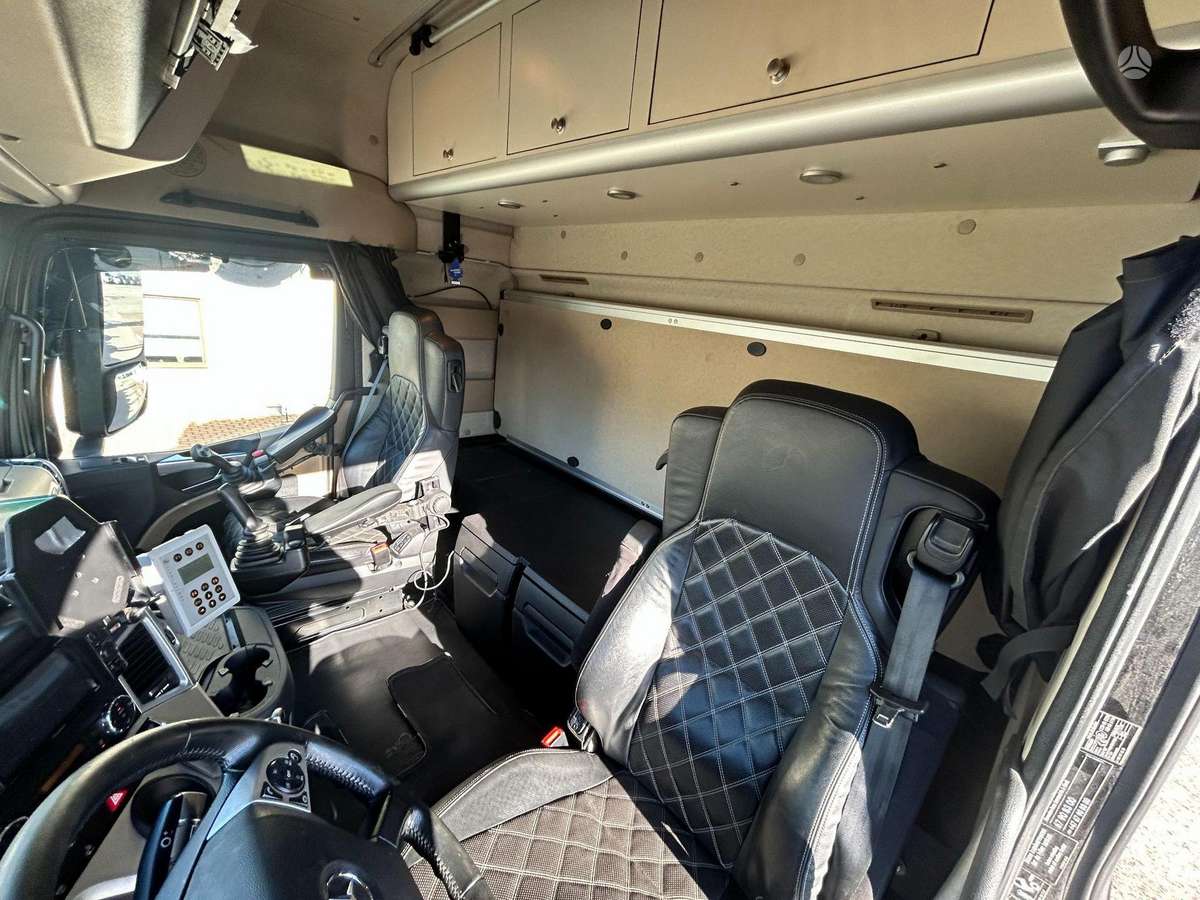 Mercedes-Benz AROCS 3763, шасси