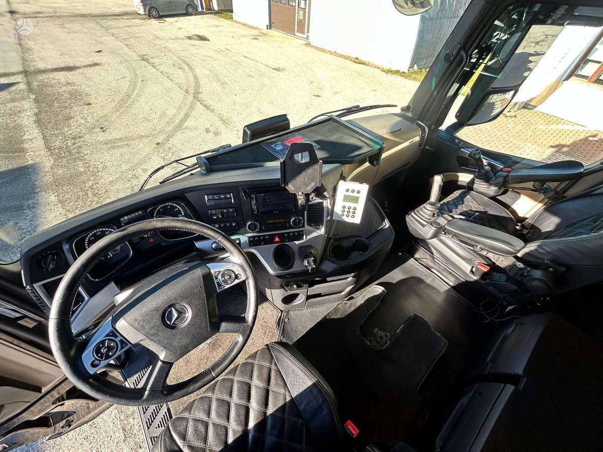 Mercedes-Benz AROCS 3763, шасси