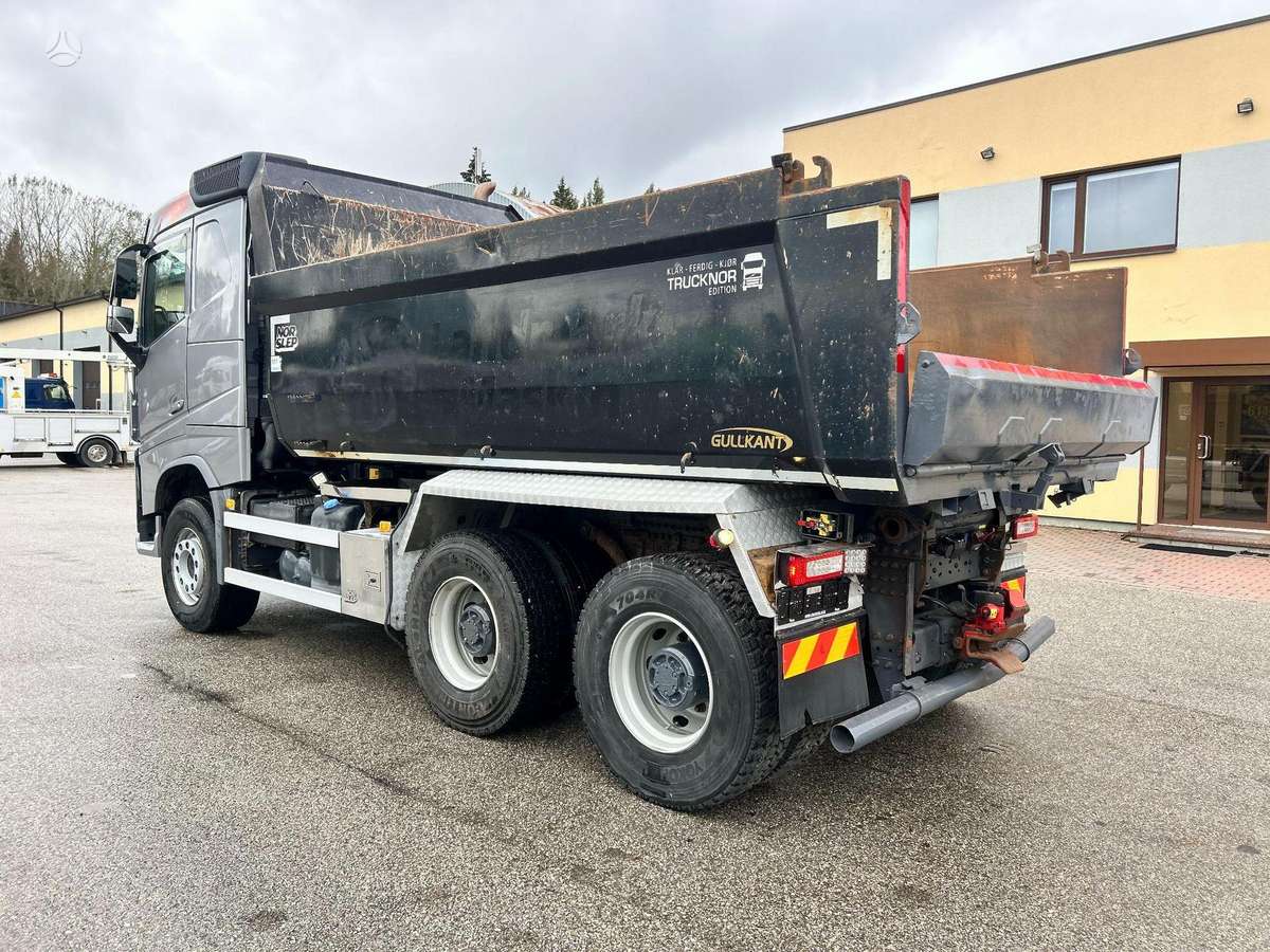 Volvo FH540, самосвалы