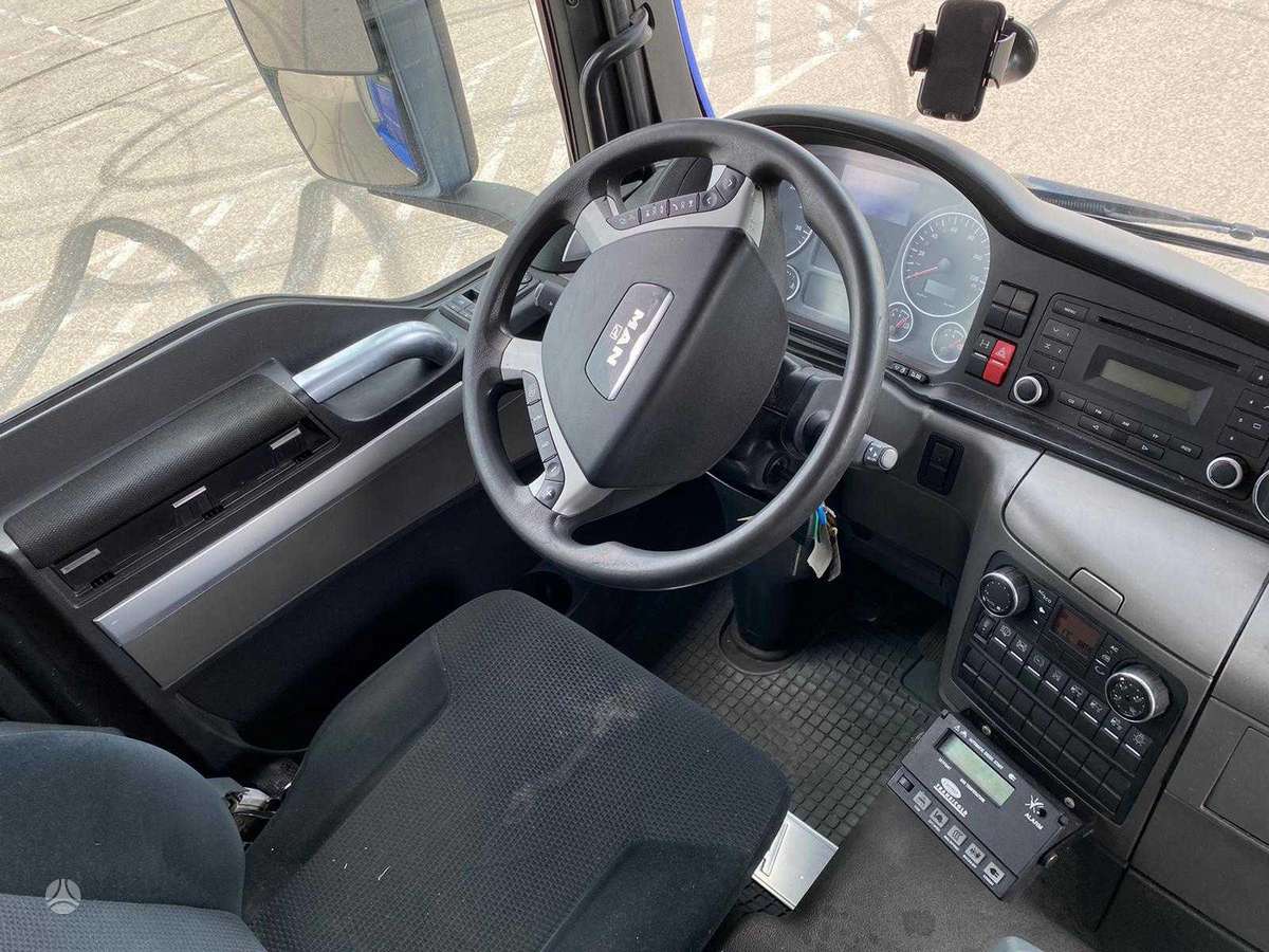 MAN TGS18.320, refrižerātori