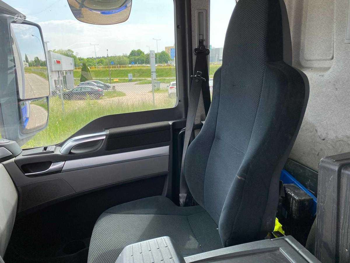 MAN TGS18.320, refrižerātori