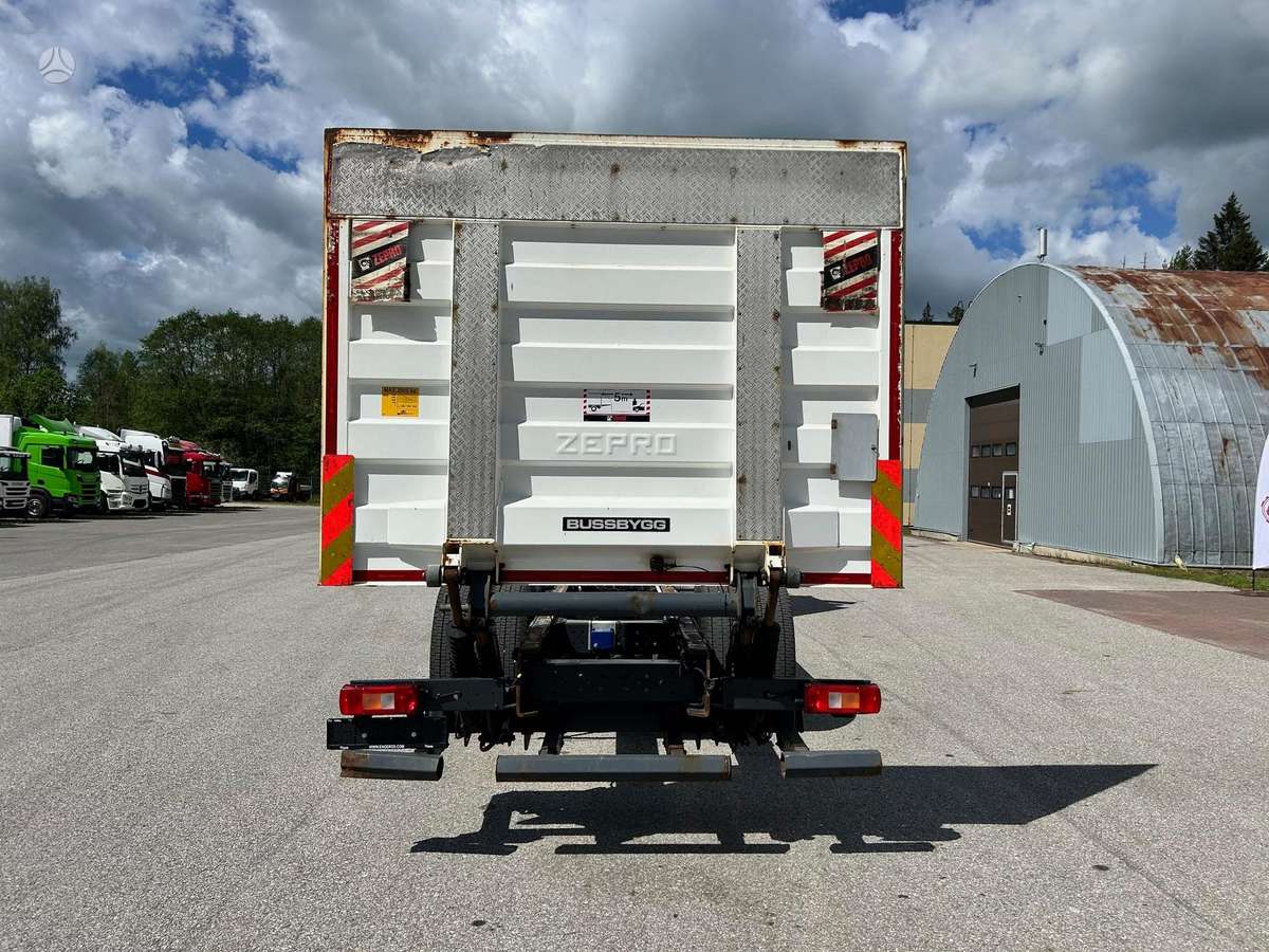 Volvo FM330, шасси