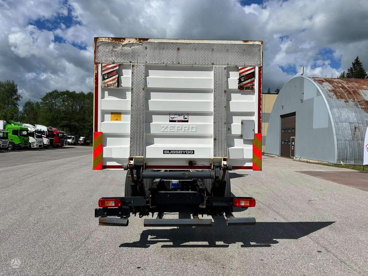 Volvo FM330, važiuoklės