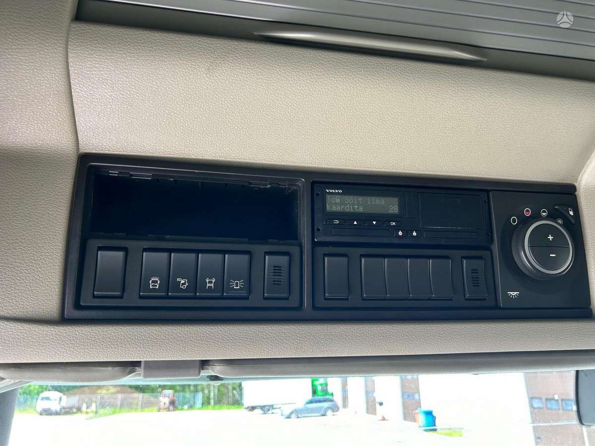 Volvo FM330, važiuoklės
