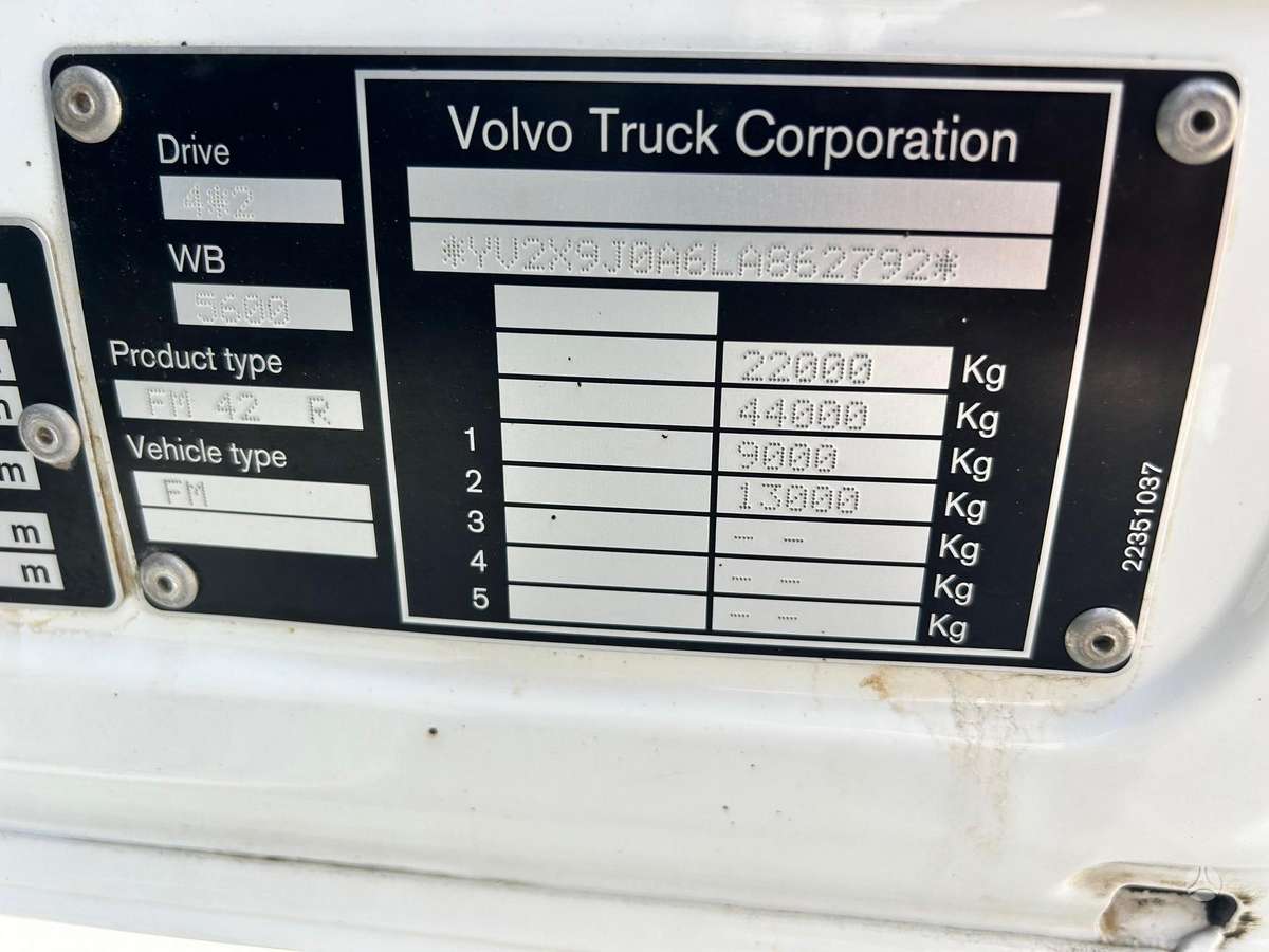 Volvo FM330, važiuoklės