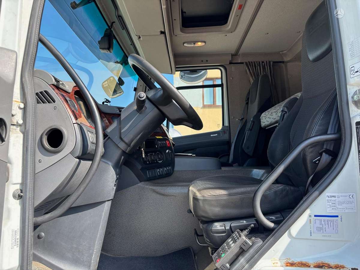 DAF CF440, refrigerated trucks