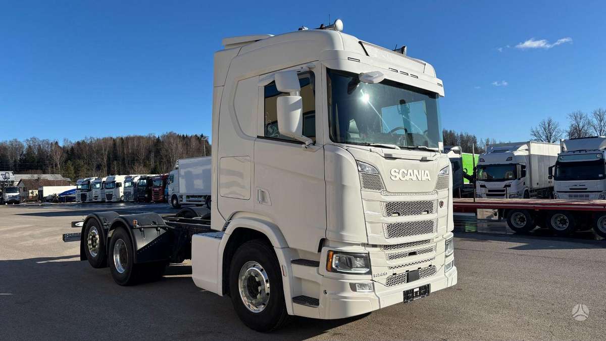 Scania R500, cab-chassis trucks