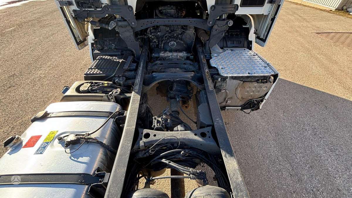 Scania R500, cab-chassis trucks