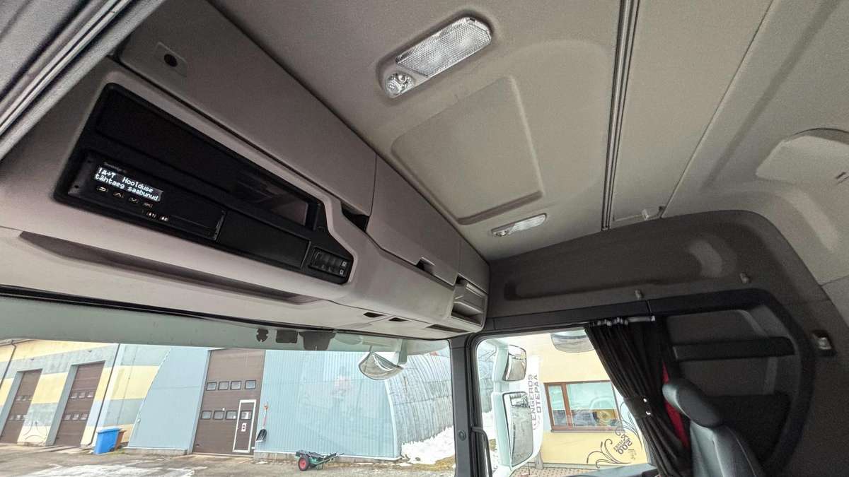 Scania R500, cab-chassis trucks