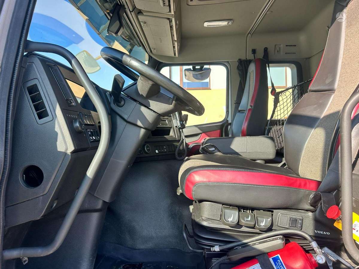 Volvo FMX410, самосвалы