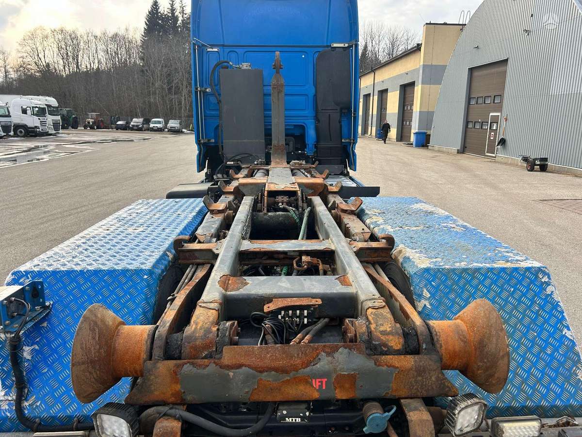 DAF XF510, hooklift trucks