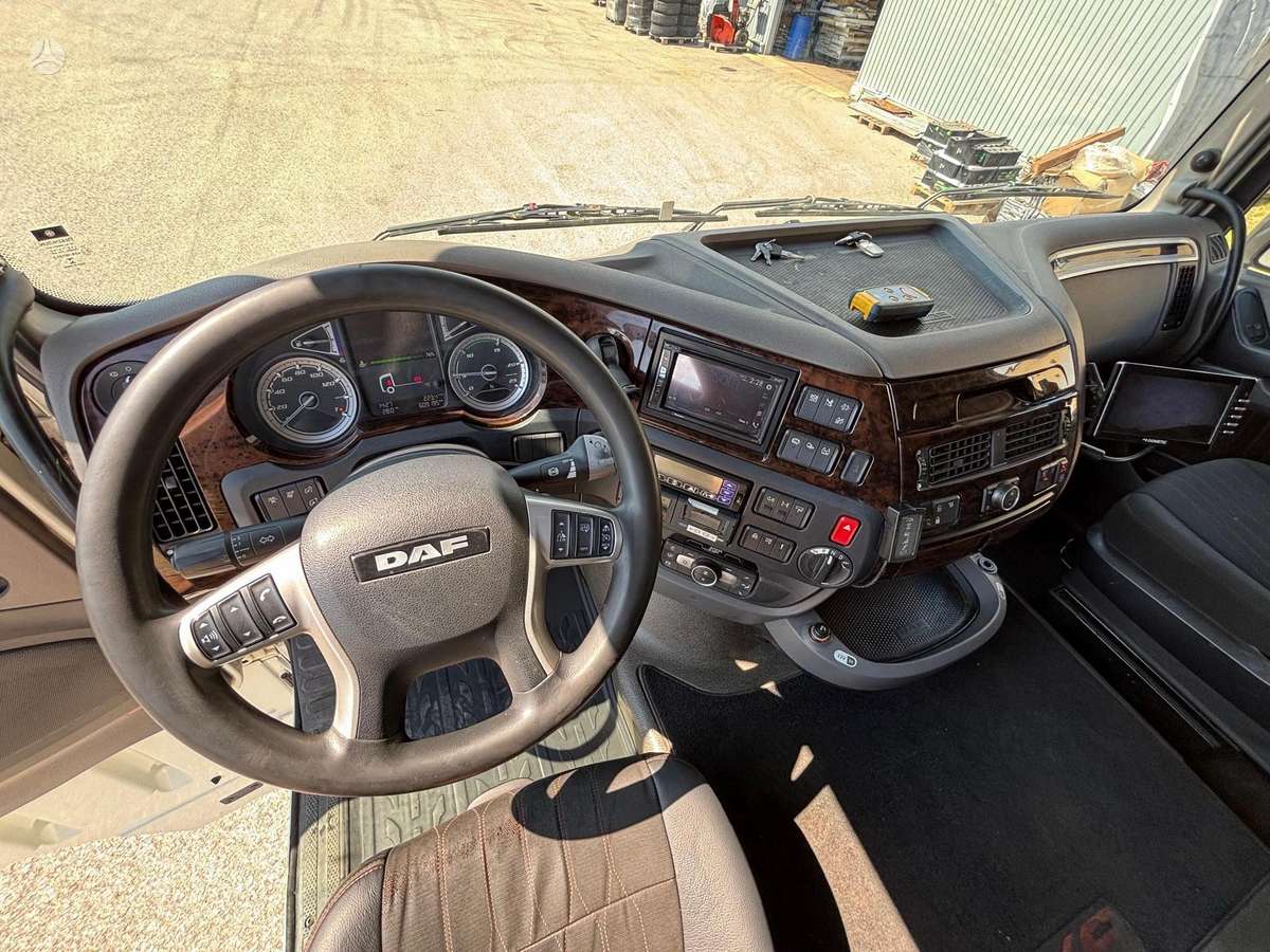 DAF XF530, šaldytuvai