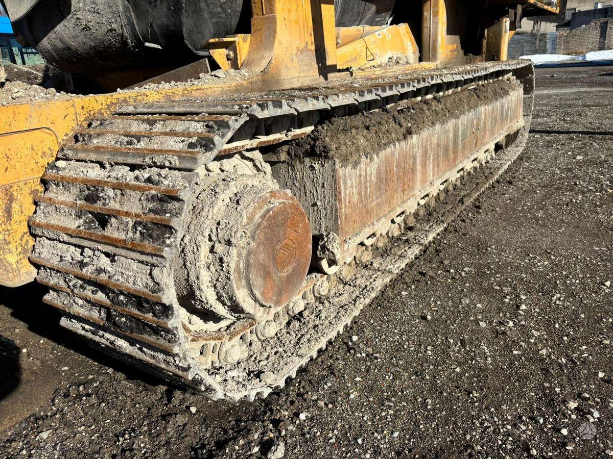 Extec C 12, stone crusher