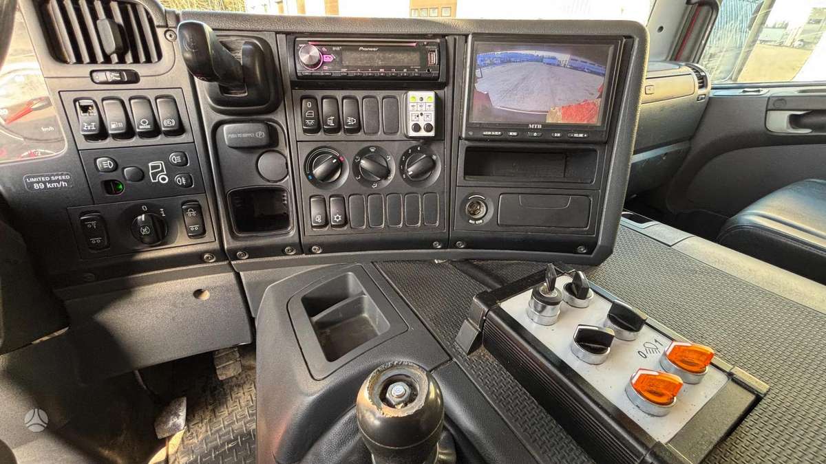 Scania P320, garbage trucks