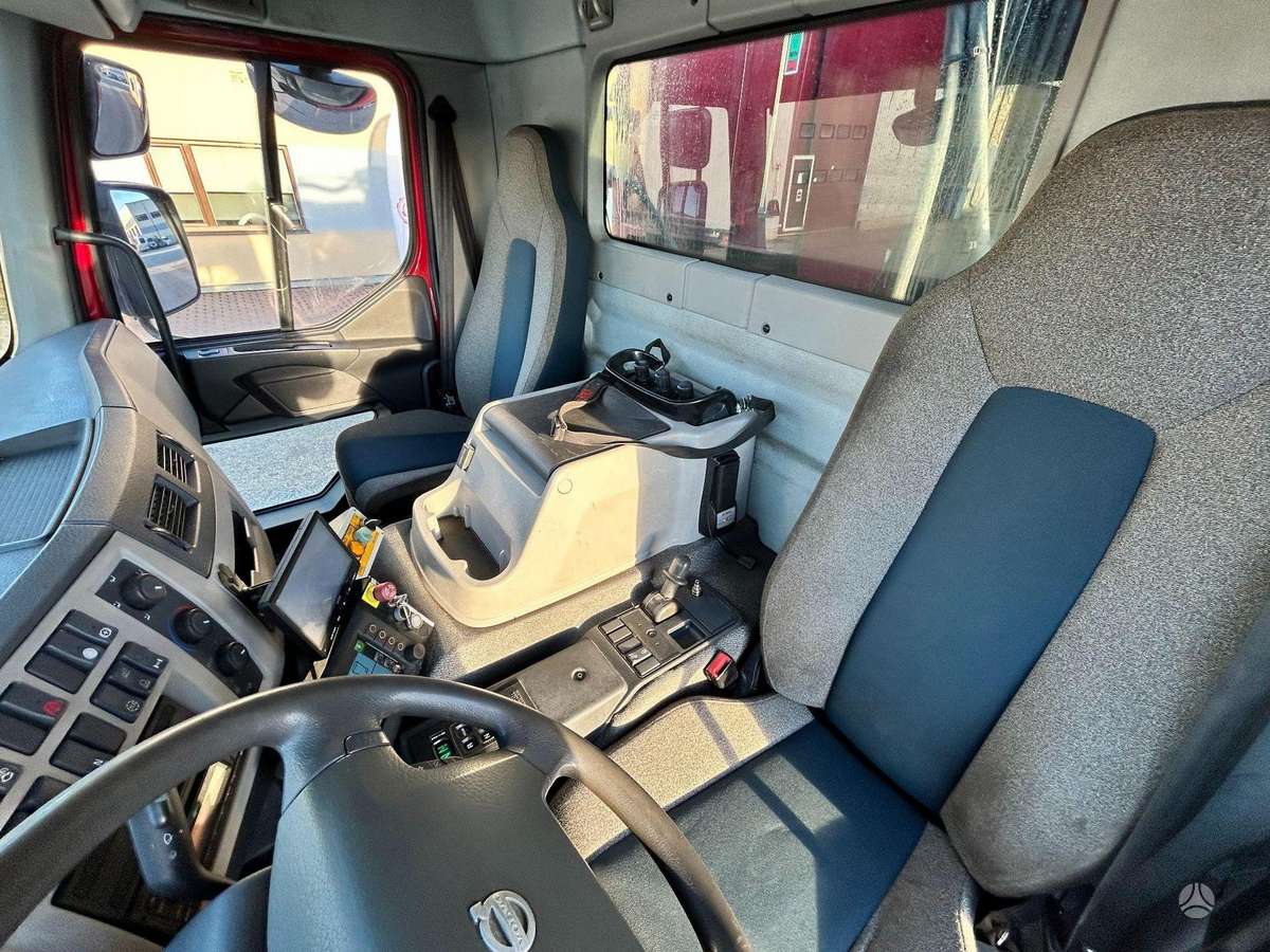 Volvo FE320, šiukšliavežiai