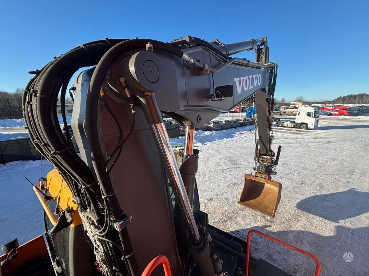 Volvo EW 160 E, ekskavatoriai