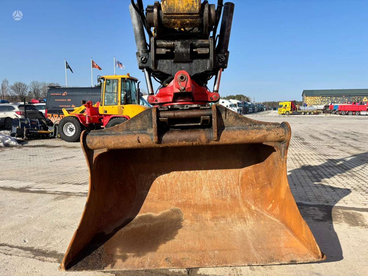 Caterpillar 320 FL, excavator