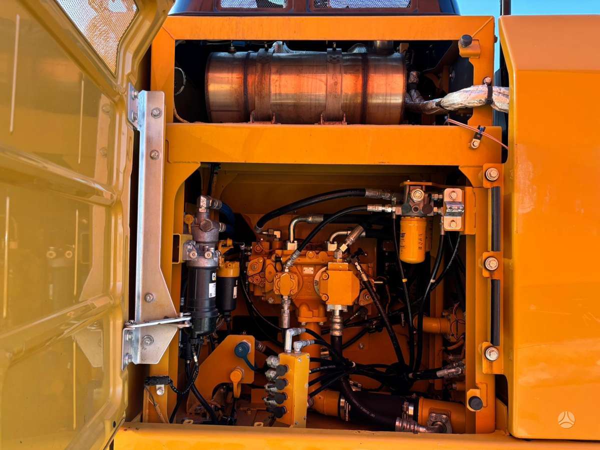 Caterpillar 320 FL, экскаваторы