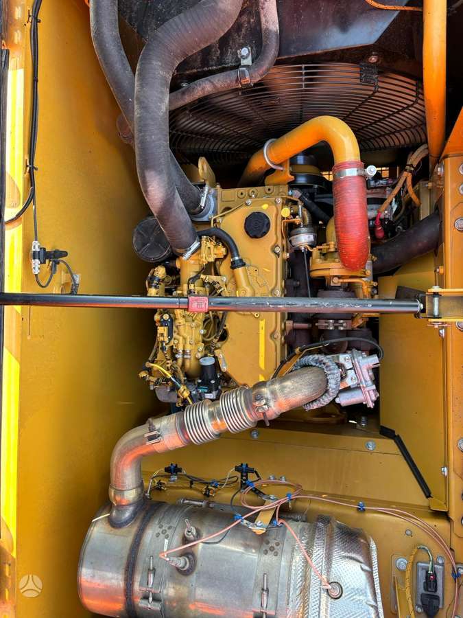 Caterpillar 320 FL, экскаваторы