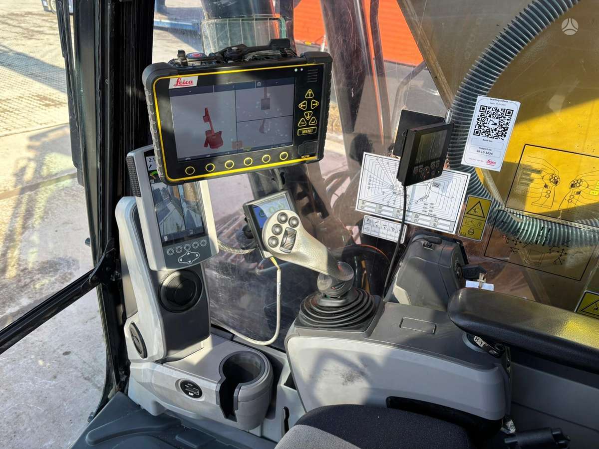 Caterpillar 320 FL, экскаваторы