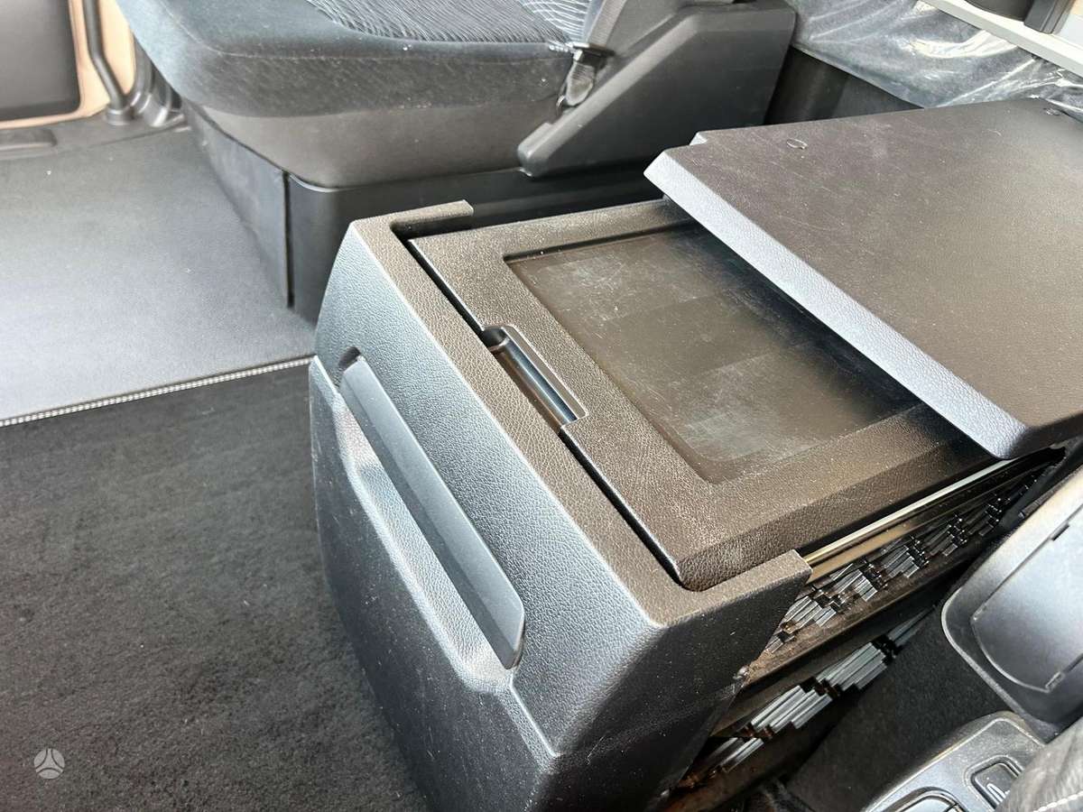Mercedes-Benz ACTROS 2553, single sleeper