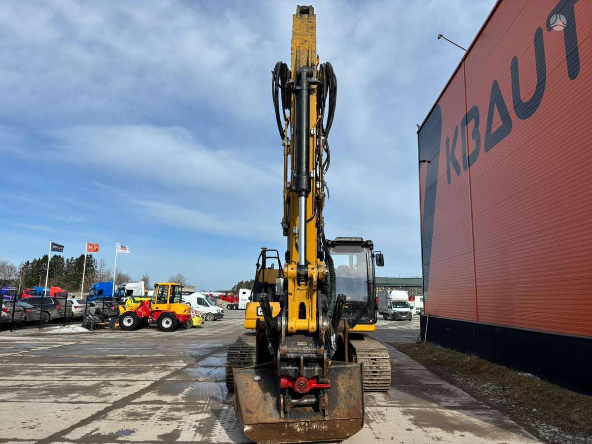 Caterpillar 320, экскаваторы