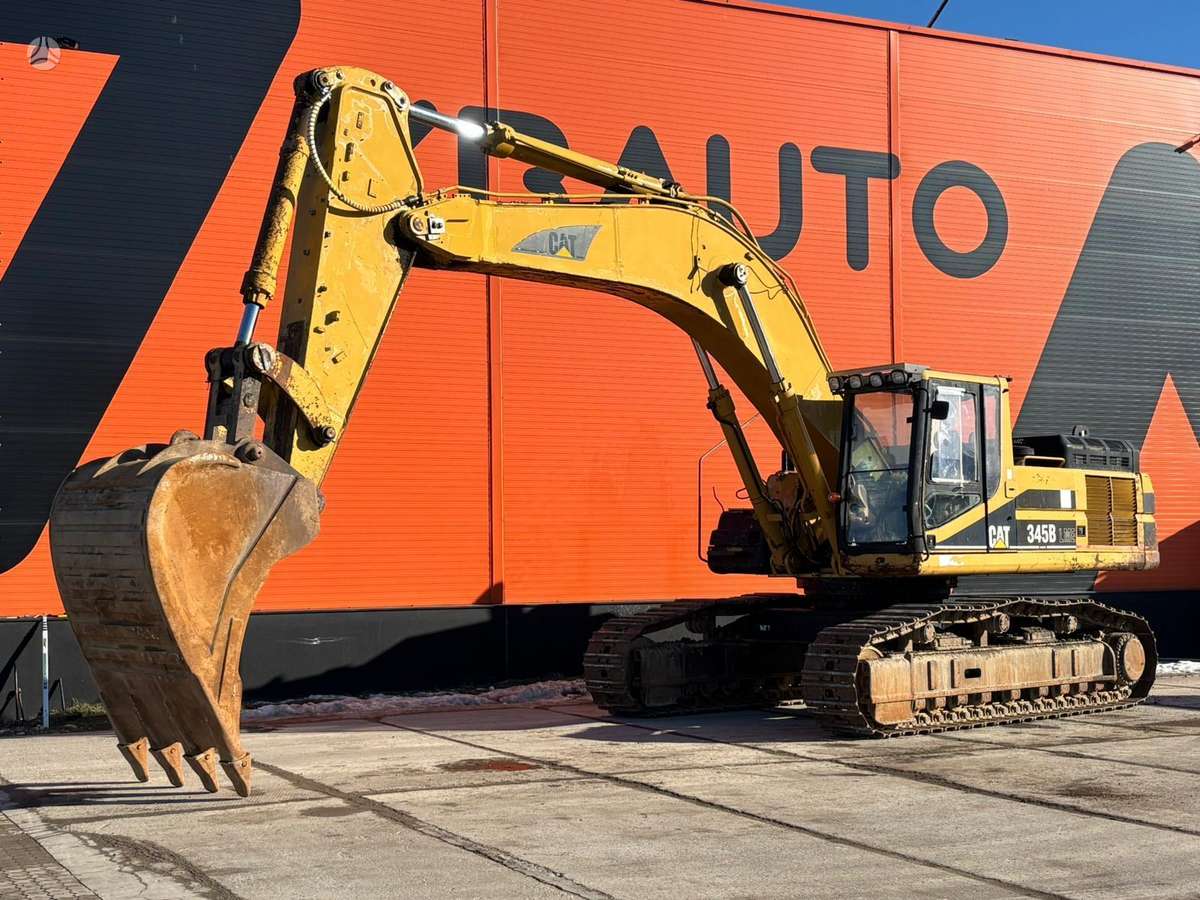 Caterpillar 345 B, excavator