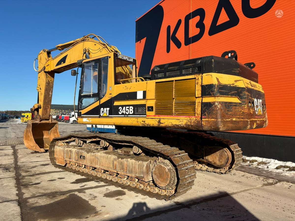 Caterpillar 345 B, ekskavatoriai