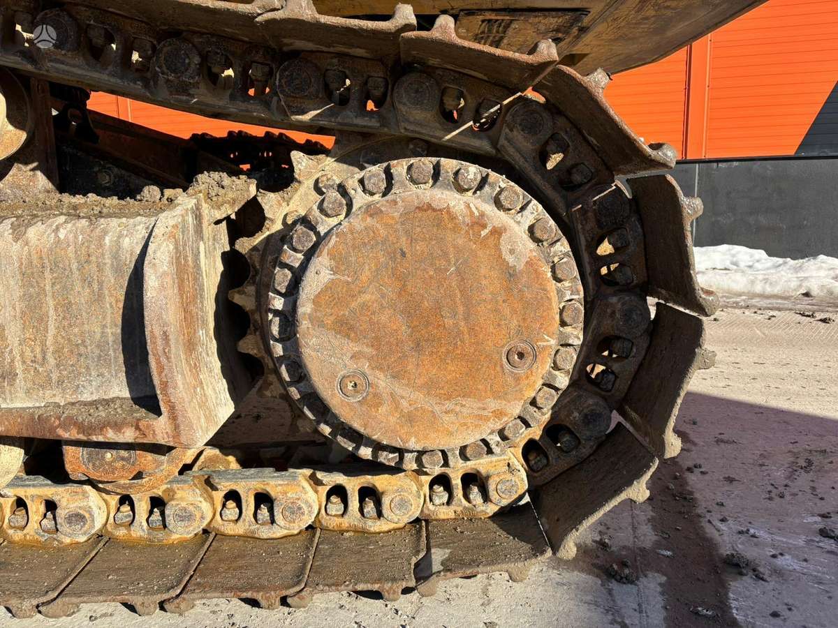 Caterpillar 345 B, ekskavatoriai