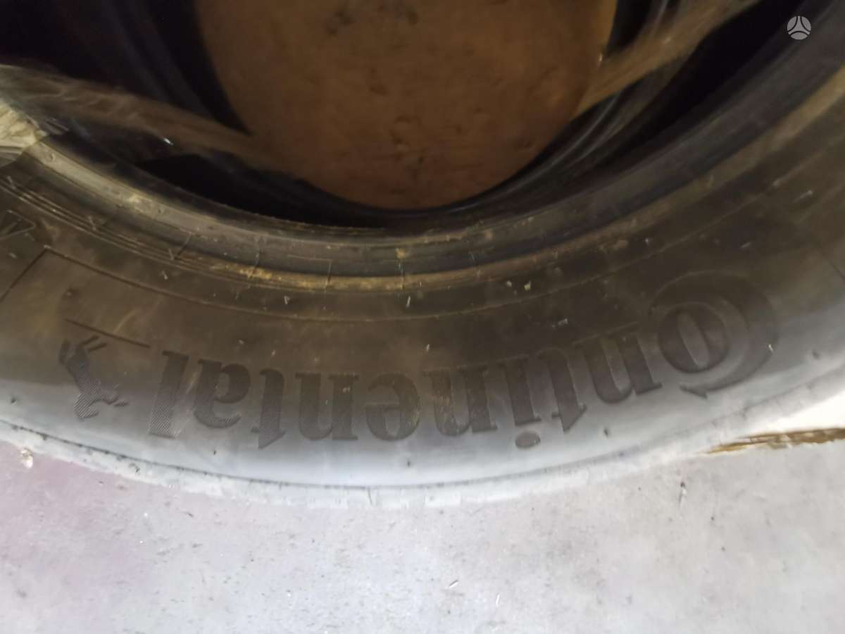 Continental, летние 215/60 R17