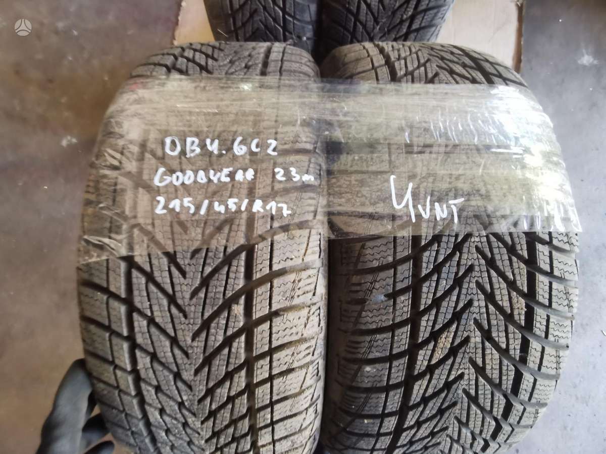 Goodyear, winter 215/45 R17