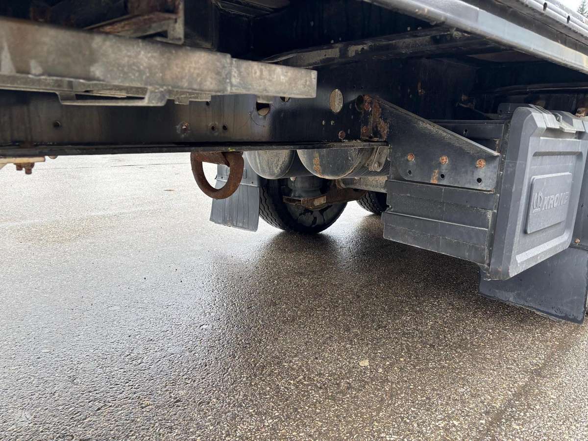 Kässbohrer XS + LIFTING AXLE, dropside