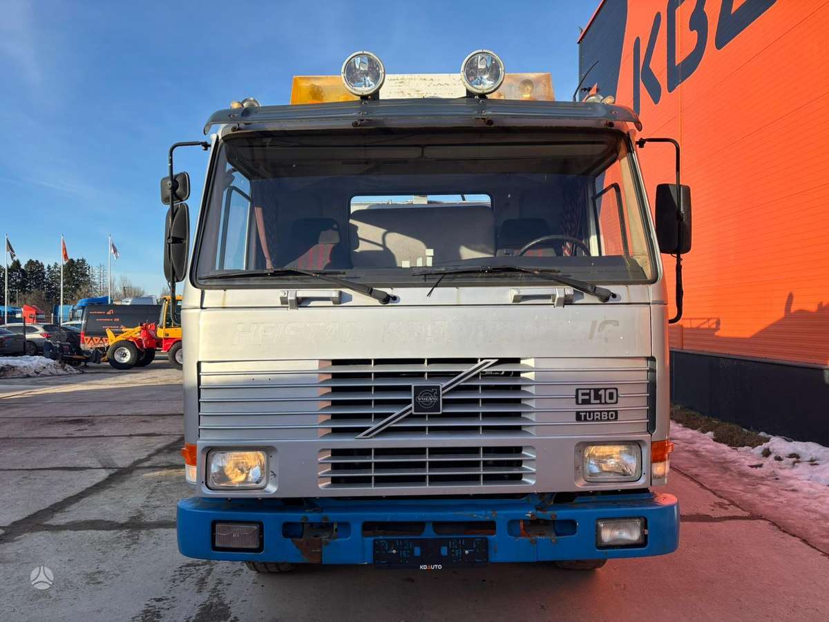 Volvo FL 10 4x2, autocisternas