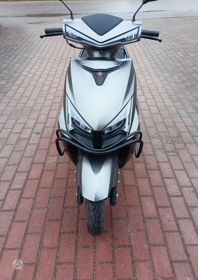 Yiben YB50QT-3 49cc, мотороллеры / мопеды