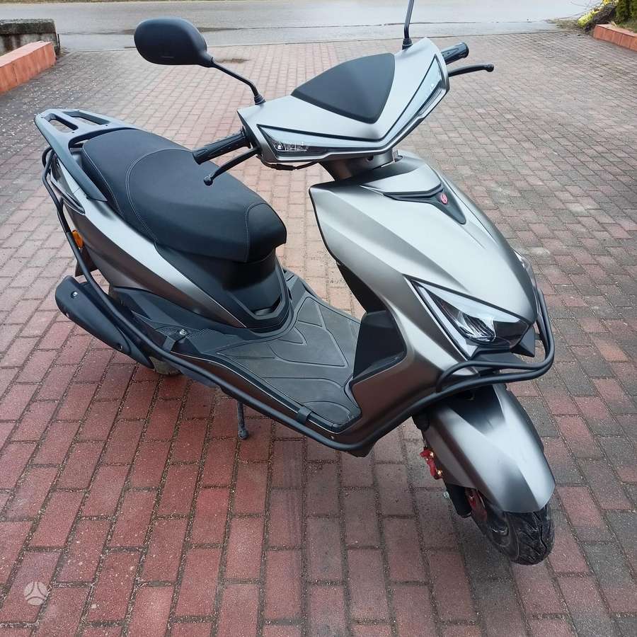 Yiben YB50QT-3 49cc, мотороллеры / мопеды