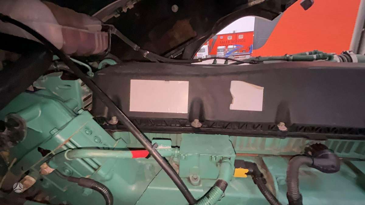 Volvo FH 16 650 8x4*4, шасси