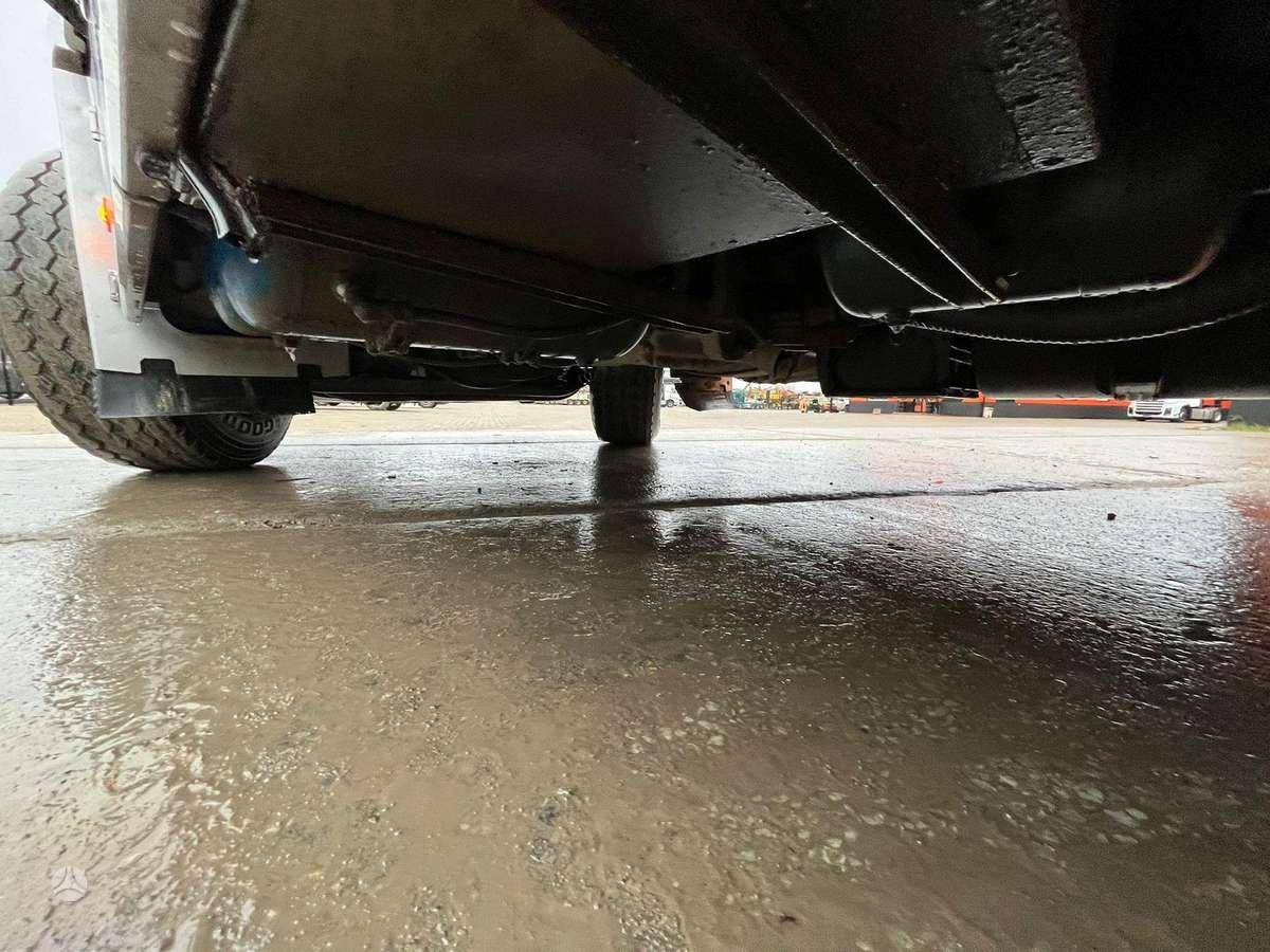 Volvo FH 16 650 8x4*4, шасси