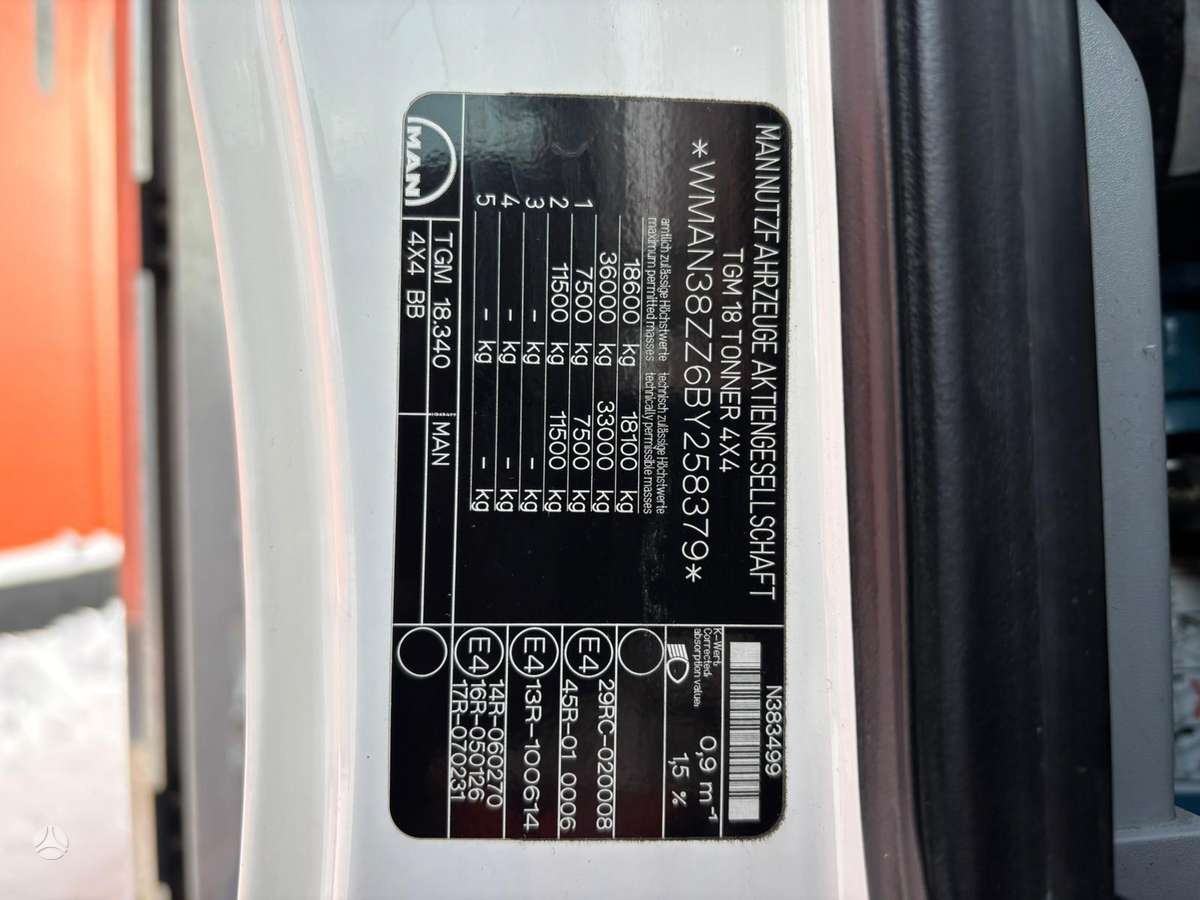 MAN TGM 18.340 4x4, с краном