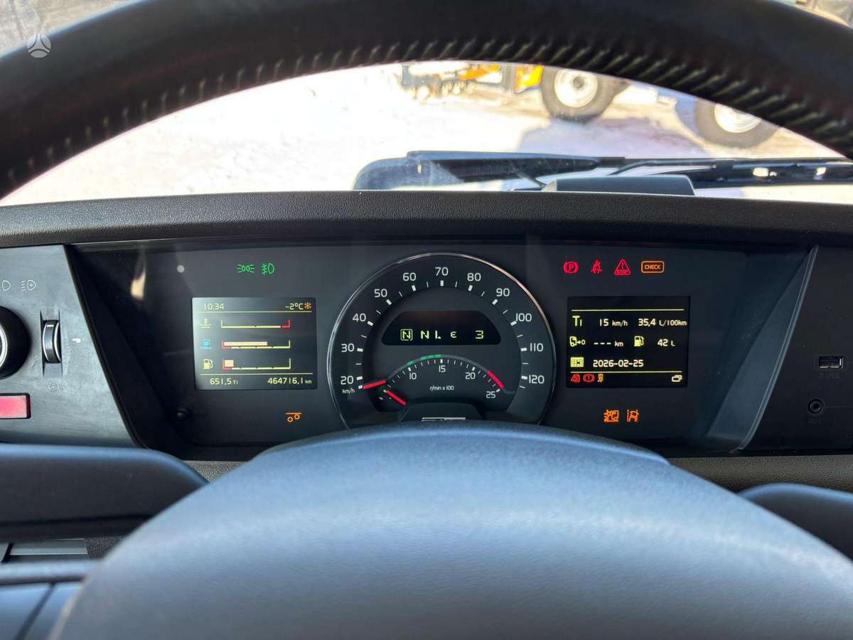 Volvo FH 16 650 6x4, шасси