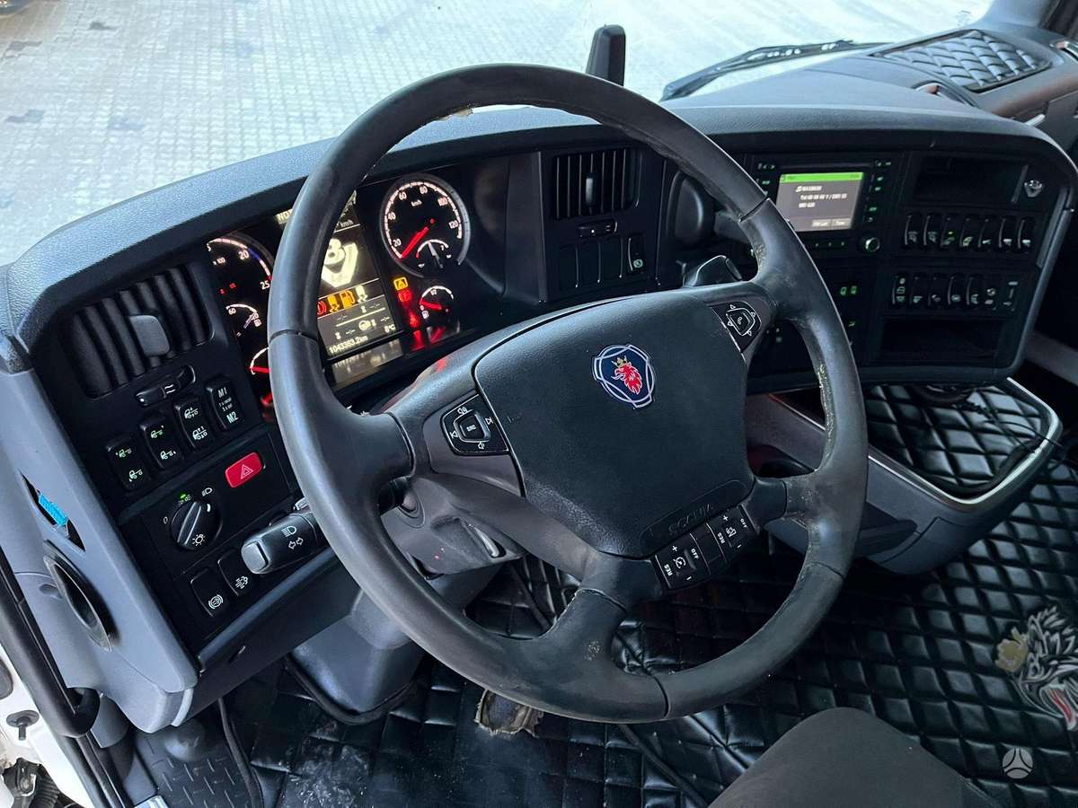 Scania R 580 6x4, шасси