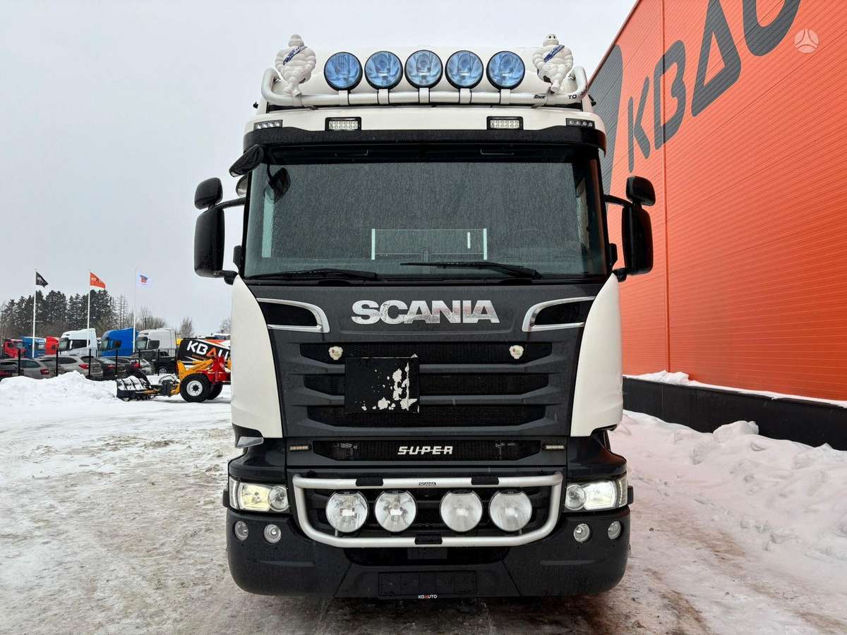 Scania R 580 6x2*4, шасси