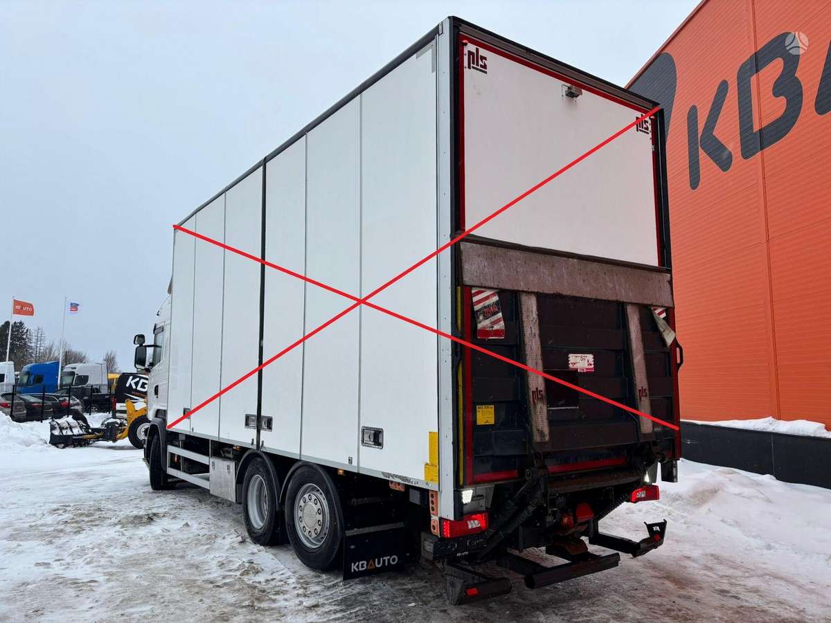 Scania R 580 6x2*4, шасси