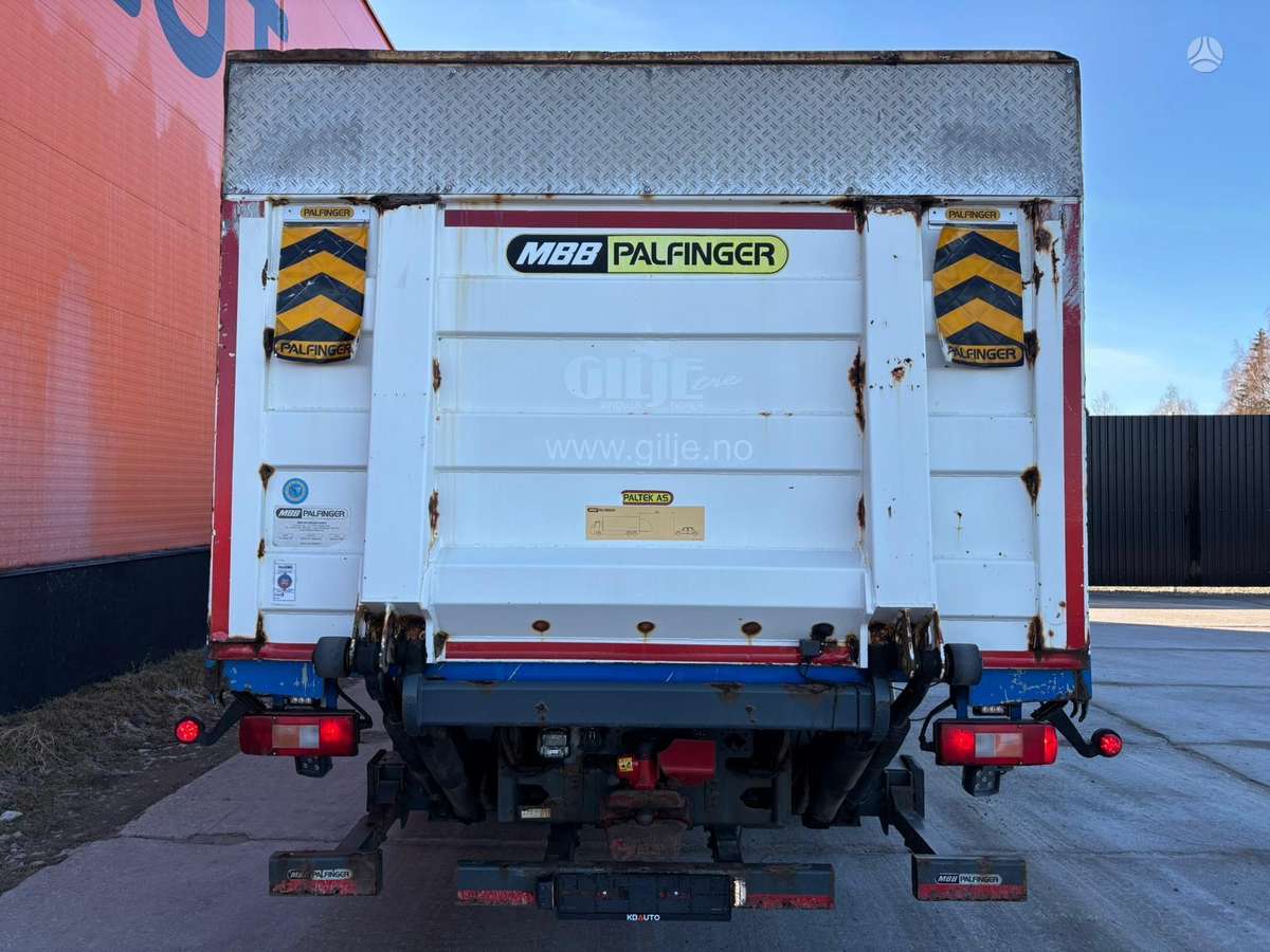Volvo FM 460 6x2, с краном